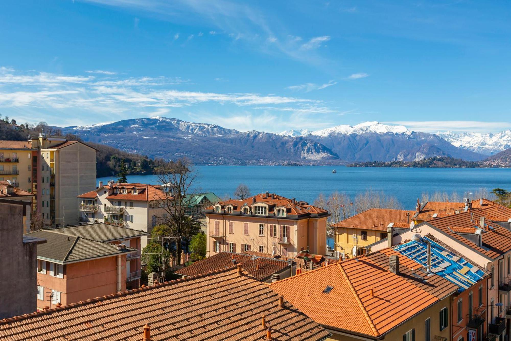 Appartamento Il Golfo Lake View - Happy Rentals Лавено Экстерьер фото
